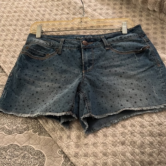 Dungaree shorts with white stars ,, - Picture 5 of 5